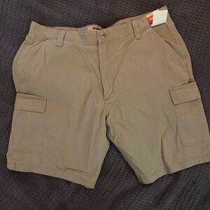 Wrangler Khaki Cargo Shorts